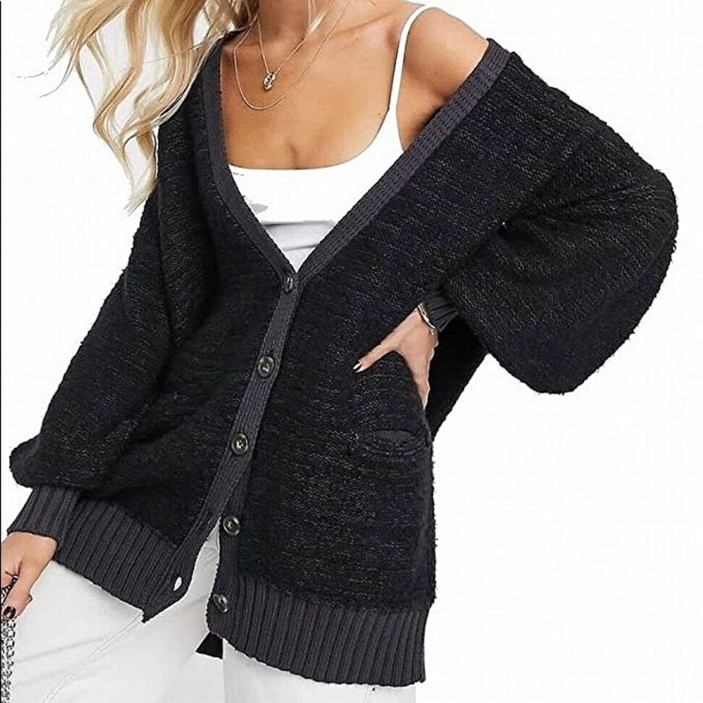 Free People Deep Space Combo
Sweater Cardigan